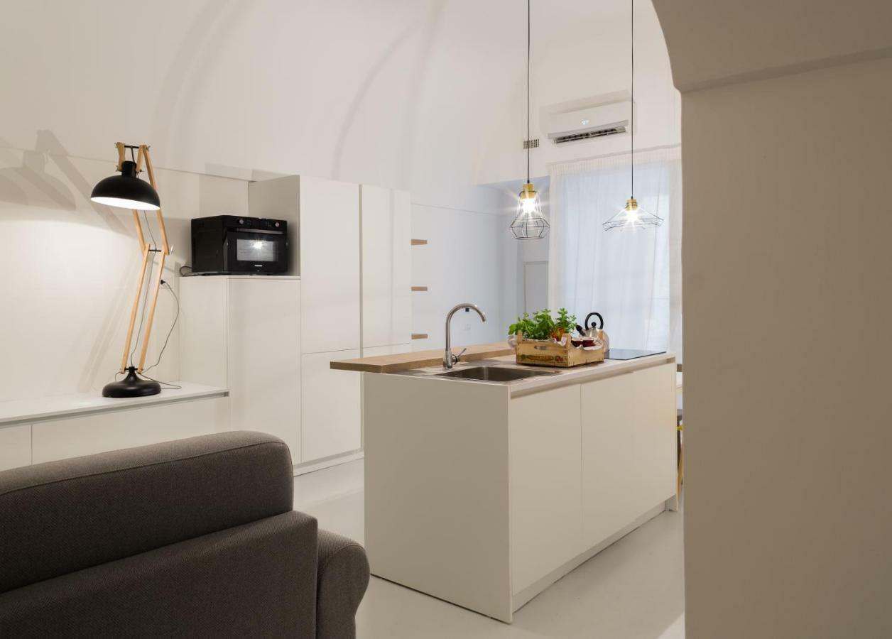 B22 - Comfy Beautiful Loft Apartman Monopoli Kültér fotó